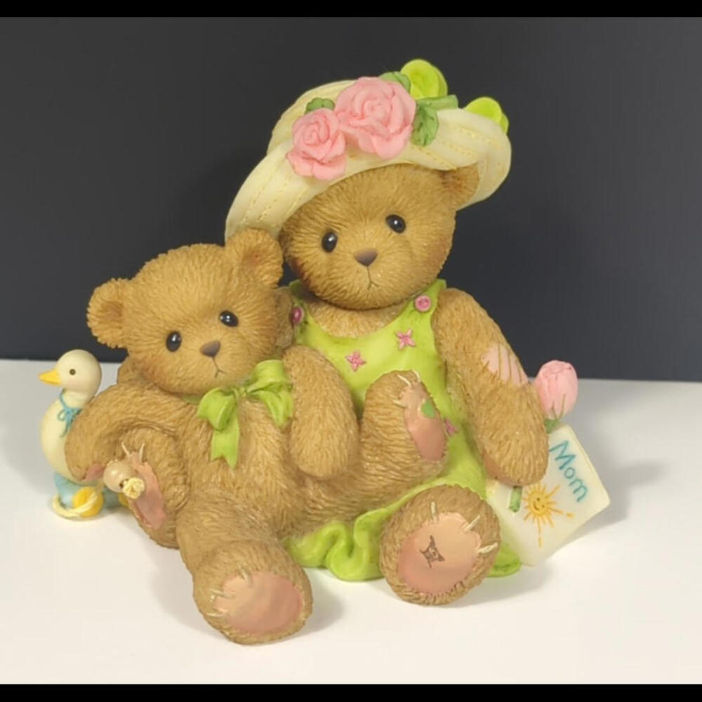 Cherished Teddies - Nothing Compares To The Love Of A Mom - PRISTINE Condition